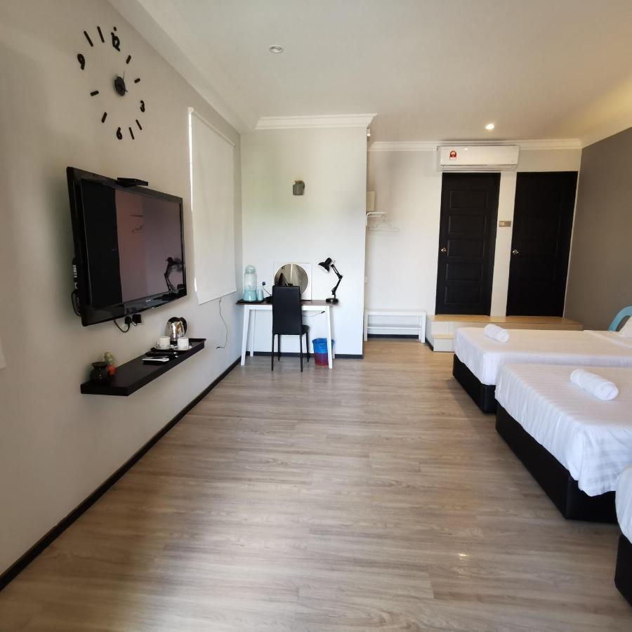 Foresight Hotel Тавау Екстер'єр фото