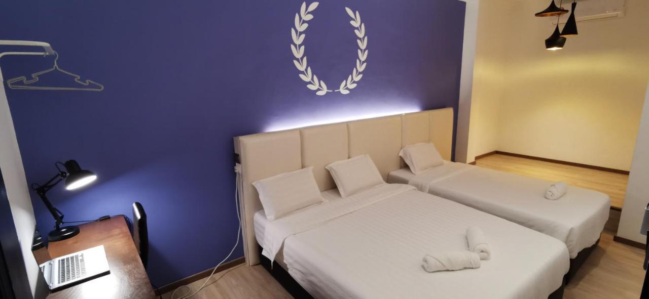 Foresight Hotel Тавау Екстер'єр фото