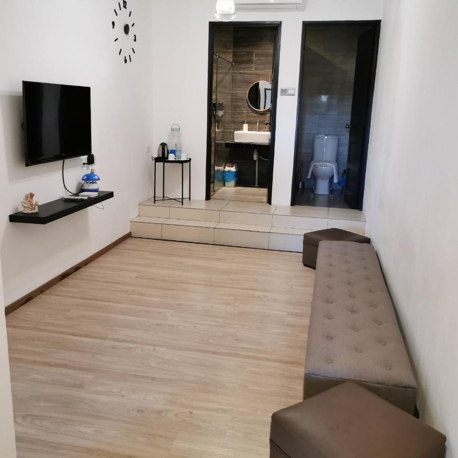 Foresight Hotel Тавау Екстер'єр фото